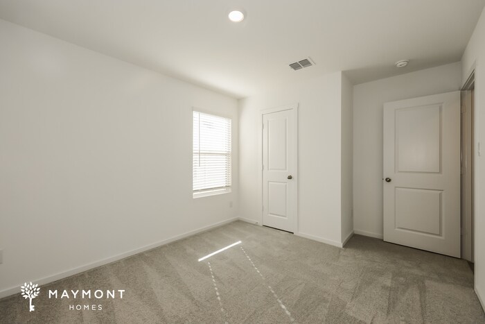 Building Photo - 3125 Burmese St