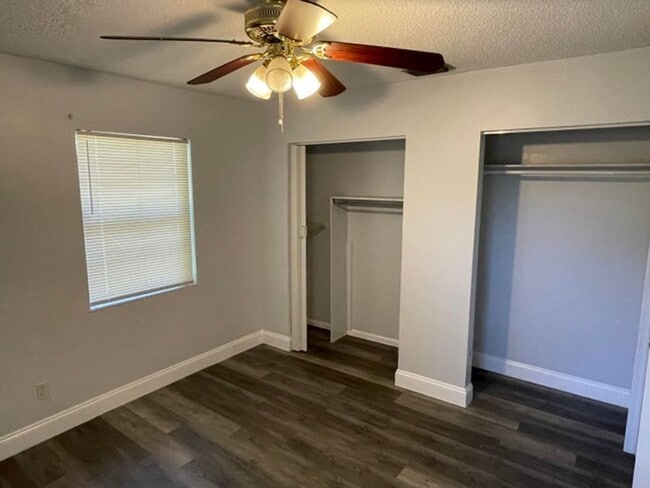 Building Photo - 4895 Badger Ave