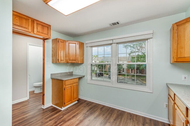 Building Photo - 6613 Deer Gap Ct