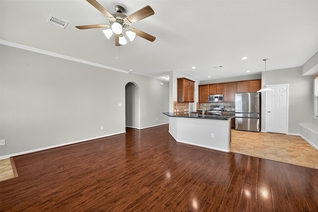 Building Photo - 20718 Bandrock Terrace