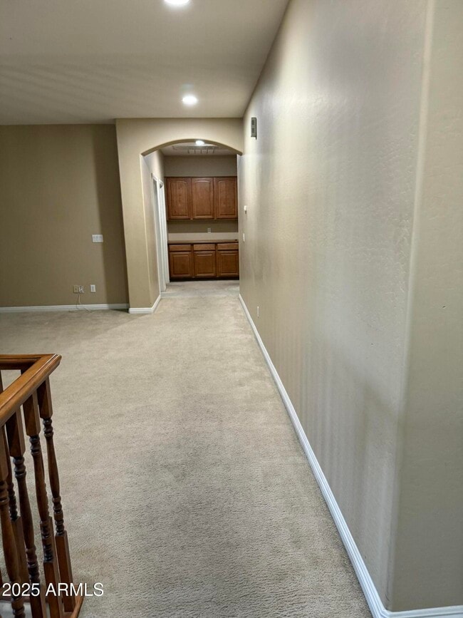 Building Photo - 1816 E Glacier Pl