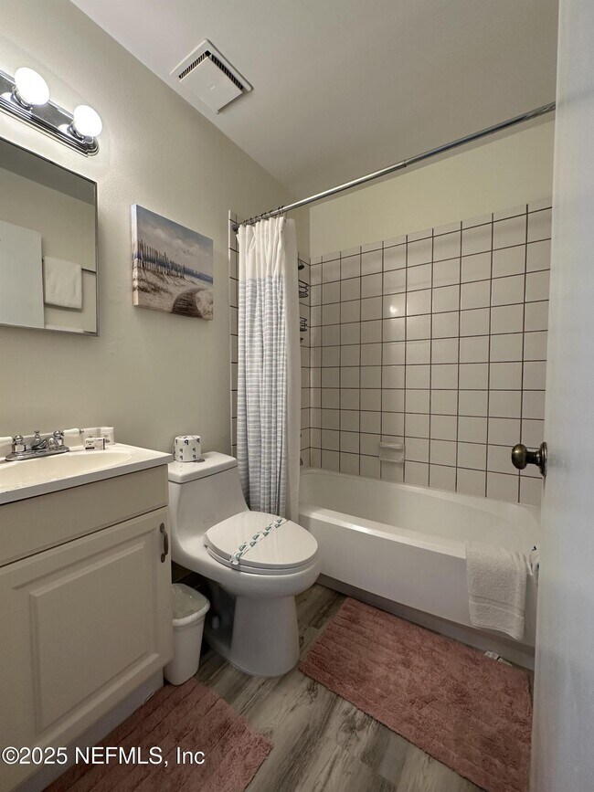 Building Photo - 776 Bahia Dr