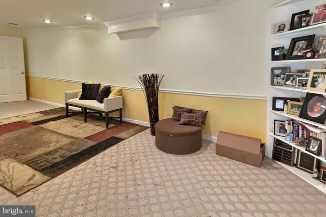 Building Photo - 1501 Silverado Ct