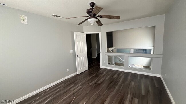 Building Photo - 537 Fiddlehead Ave