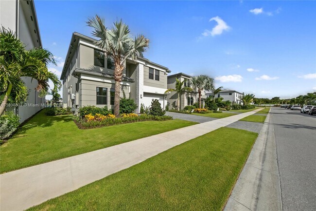 Building Photo - 20422 Southernwood Ave