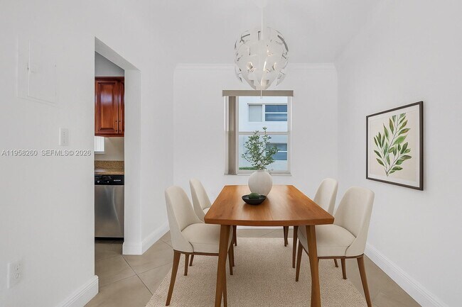 Building Photo - 8601 SW 94th St