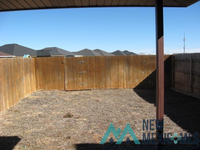 Building Photo - 105 Gayland Dr