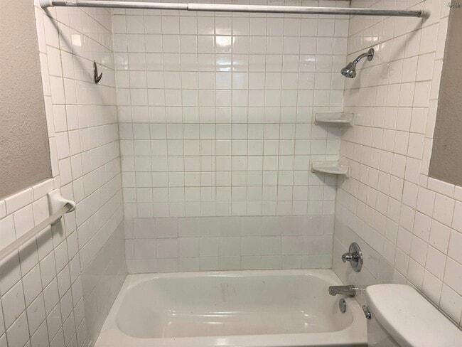 Building Photo - 3133 Jacqueline Rd