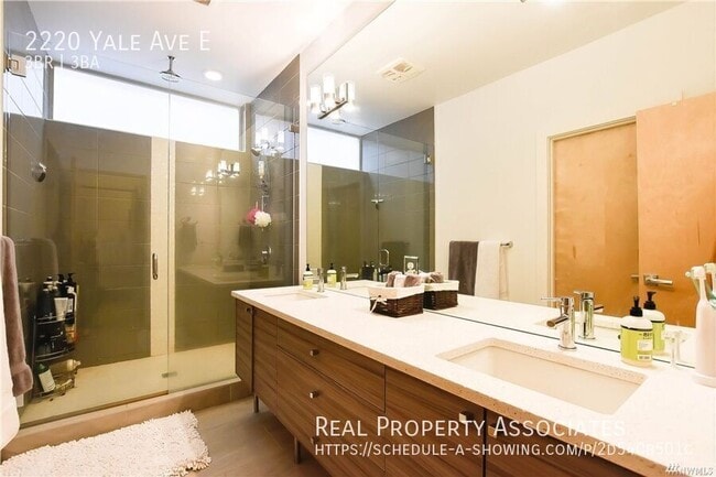 Building Photo - 2220 Yale Ave. E.