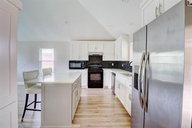 Building Photo - 1321 Clover Dr