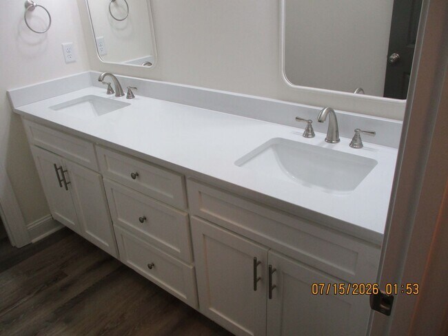 Building Photo - 113 Tybee Ln