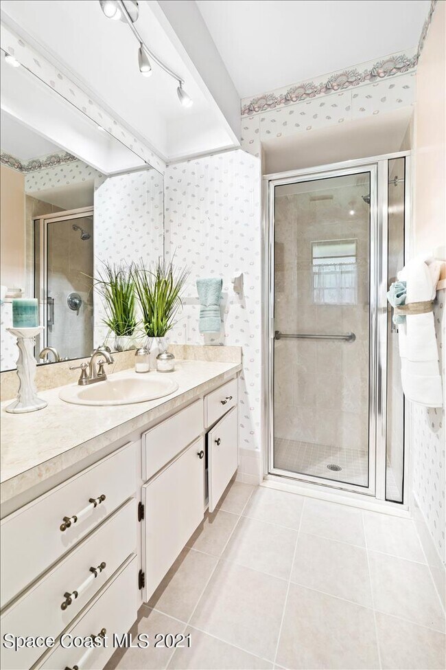 Building Photo - 2716 Longwood Blvd