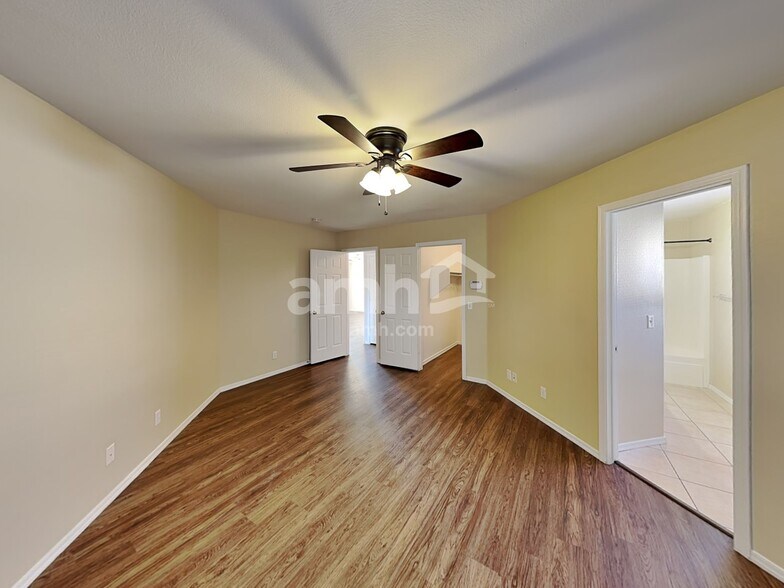 Building Photo - 10530 W Carlota Ln