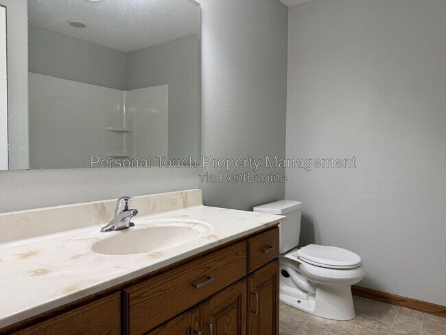 Building Photo - 3539 Woodbury Ct S