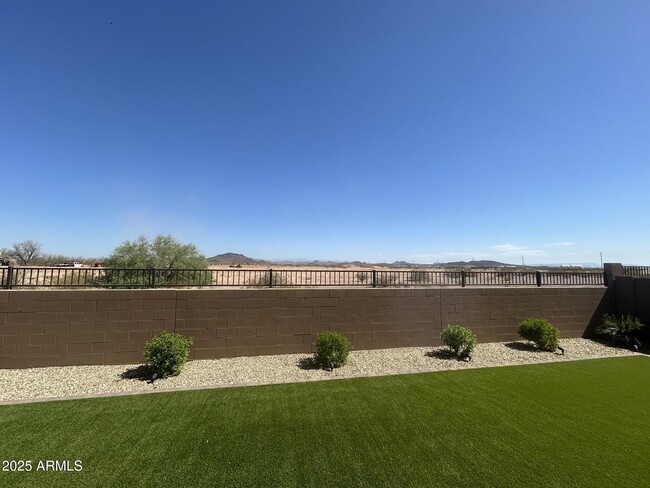 Building Photo - 14854 W Sand Hills Rd