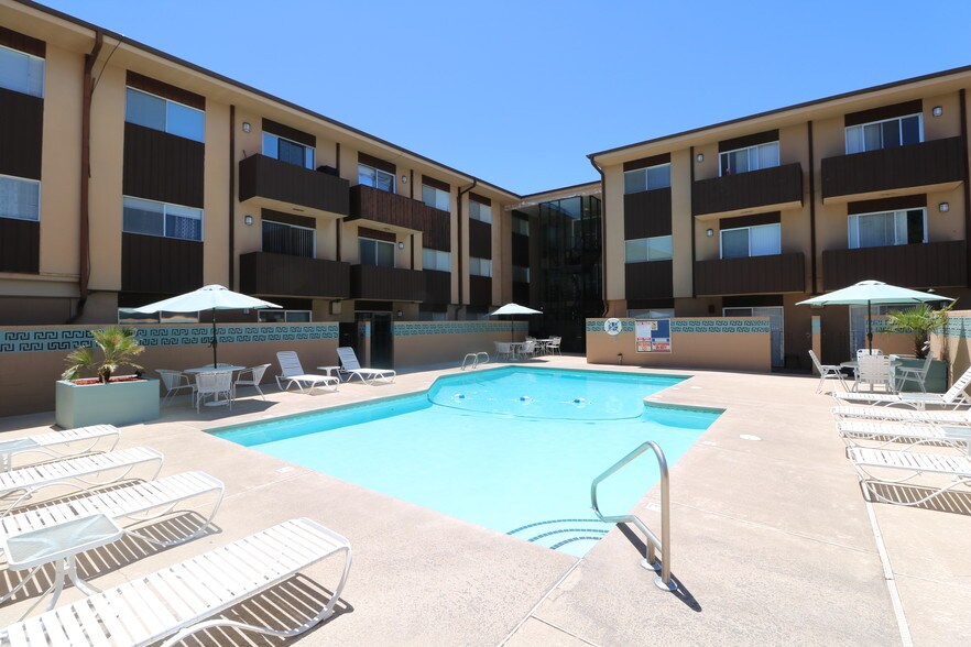 NineONine Apartments 909 Tijeras Ave NW Albuquerque NM 87102