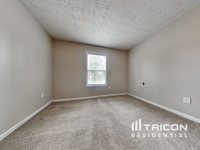 Building Photo - 431 Bridgeport Pl