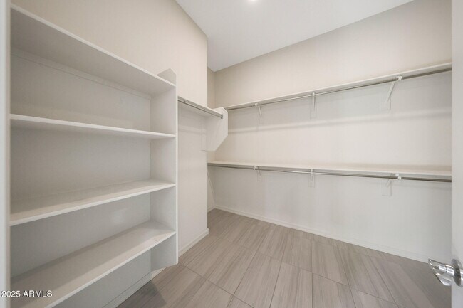 Building Photo - 32360 N 133rd Dr