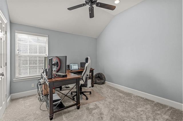 Building Photo - 2433 Mallard Dr