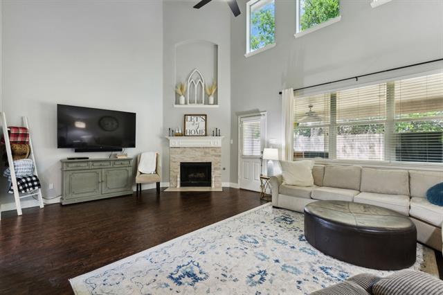 Building Photo - 3833 Denridge Ln