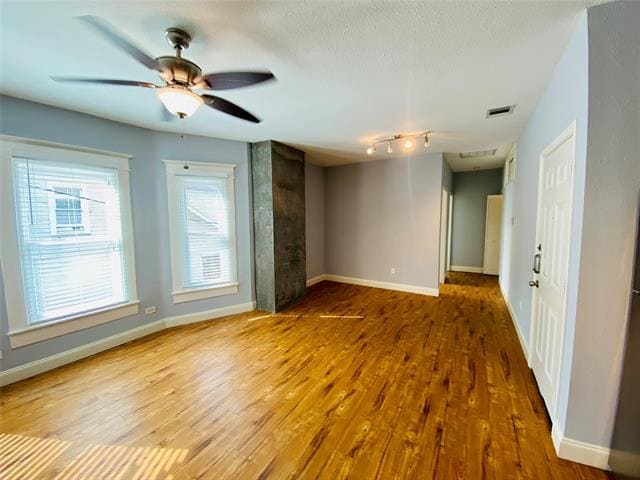 Building Photo - 4318 Junius St
