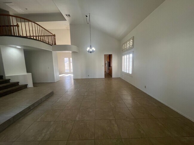 Building Photo - Desert Shores Beauty is like living in your own personal suite!