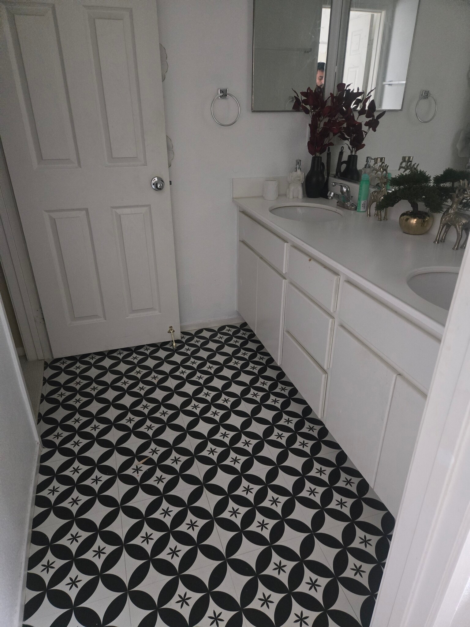 Building Photo - 4085 Garvey Way