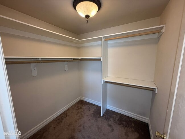 Building Photo - 7116 W Mead Ave