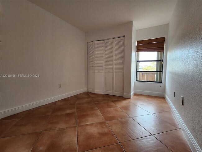 Building Photo - 13412 SW 17th Terrace Cir S