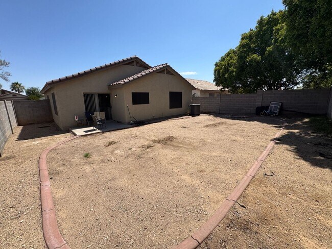 Building Photo - 3 Bedroom - 2 Bath - 1419 Sq. Ft. Home in ...