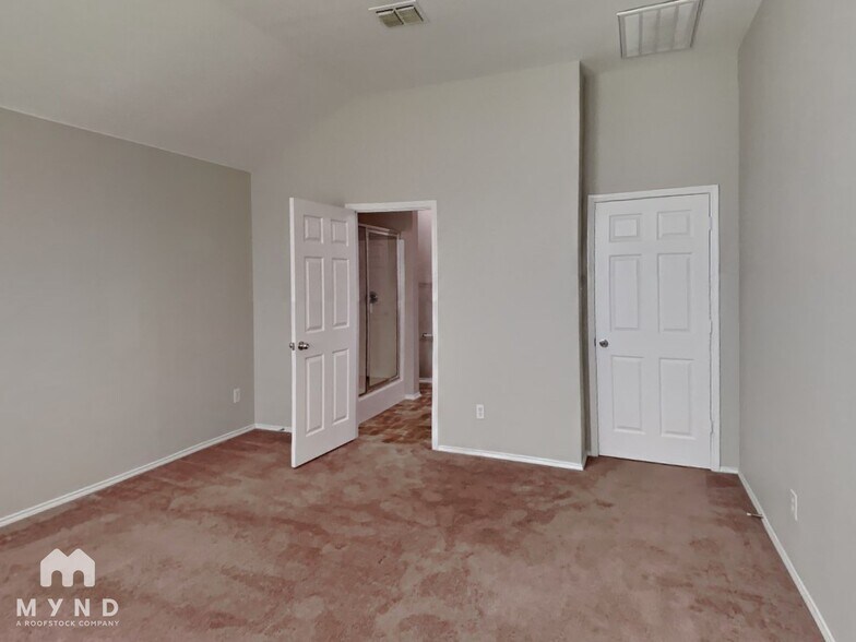 Building Photo - 1019 Cottontail Dr