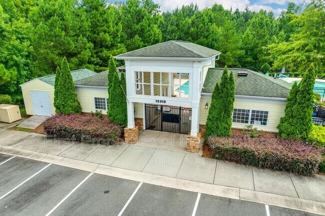 Building Photo - 16619 Broadwing Pl