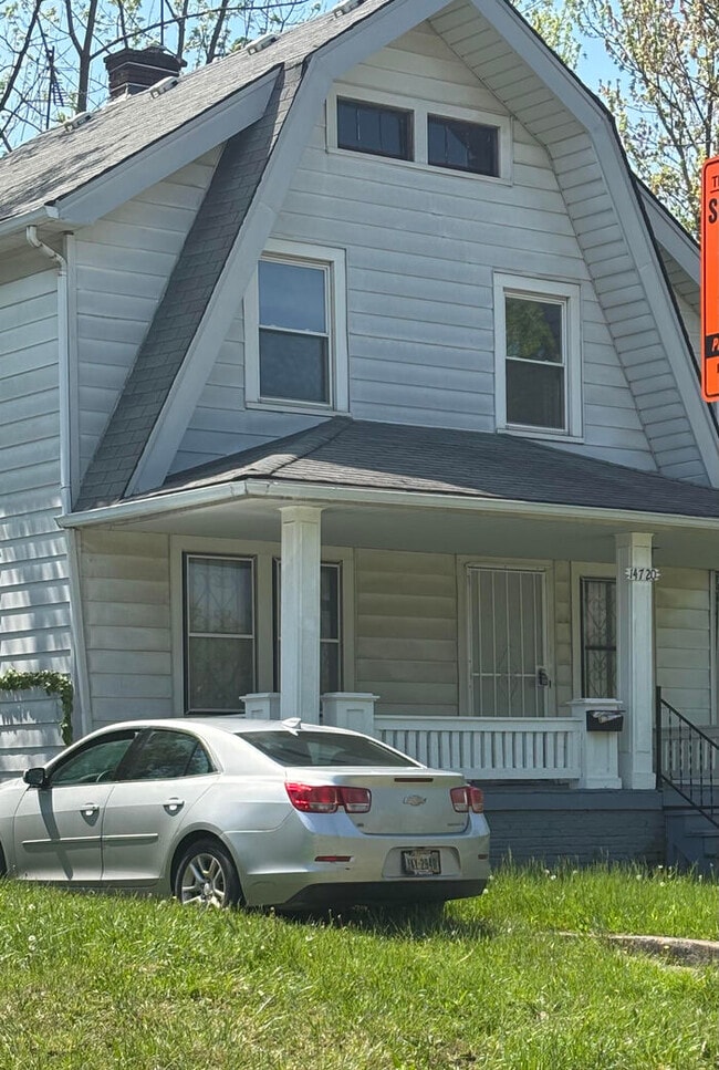Building Photo - Updated 3 bedroom 1 bathroom in Cleveland