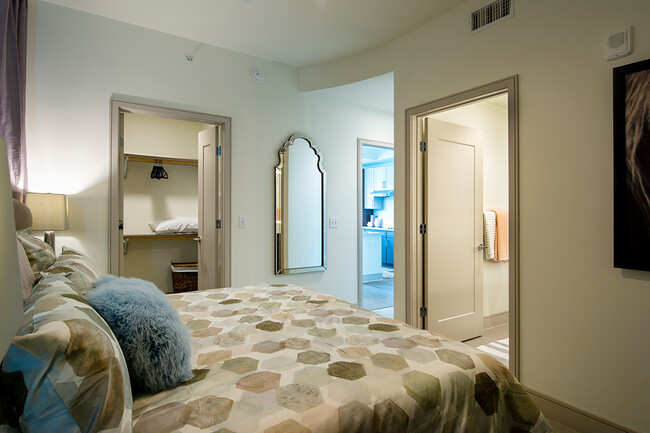 Building Photo - Modern Living: Explore Our Stylish Studio ...