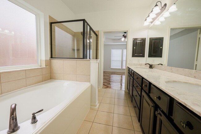 Building Photo - 4017 Firenze Dr