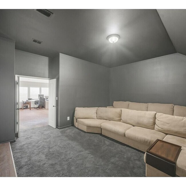 Building Photo - 20358 Mathis Landing Dr