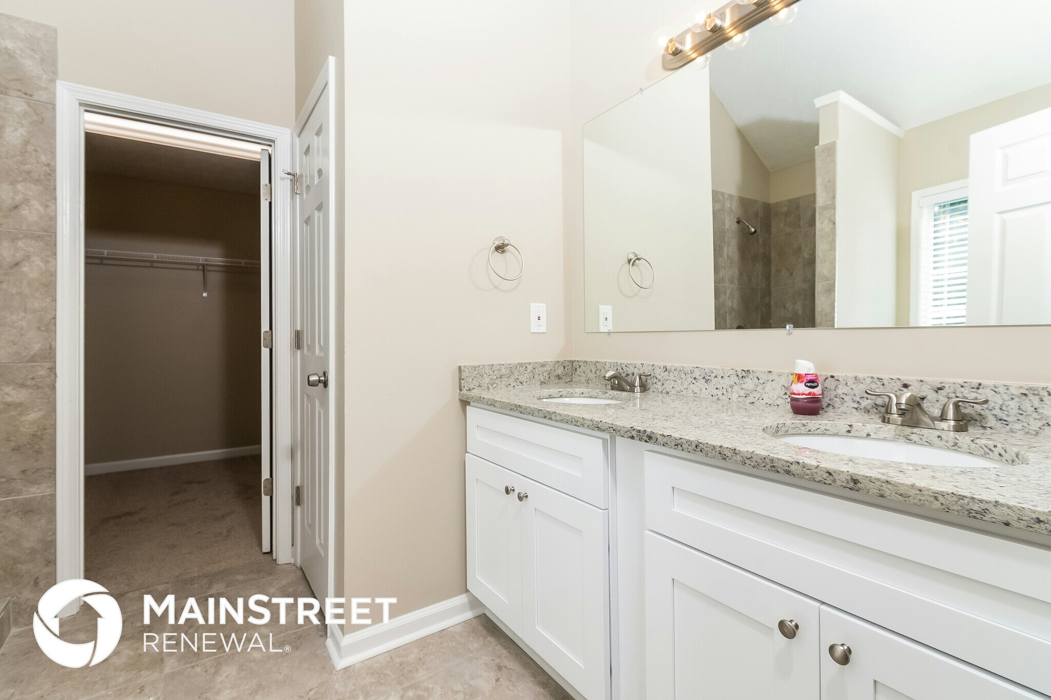 Building Photo - 241 Derby Dr