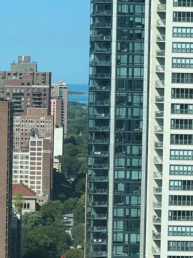 Building Photo - 33 W Ontario St