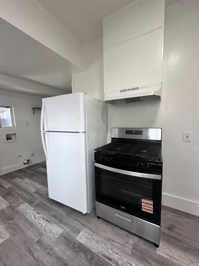 Building Photo - Charming 3 Bed / 1 Bath Home in the Heart of the Tower District