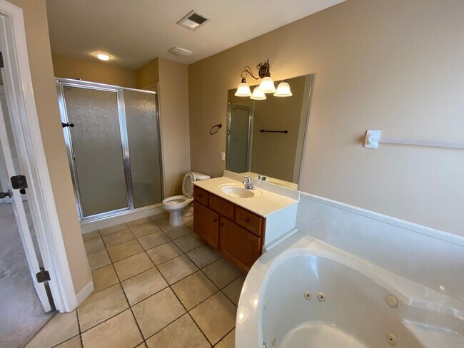Building Photo - BARTLETT RENTAL HOME 3 BEDROOM 2 BATHROOM WITH FENCED BACKYARD
