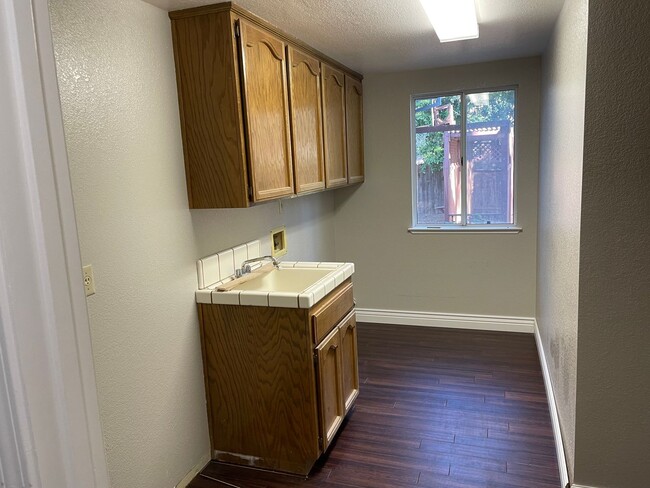 Building Photo - This Home Won't Last!!!!