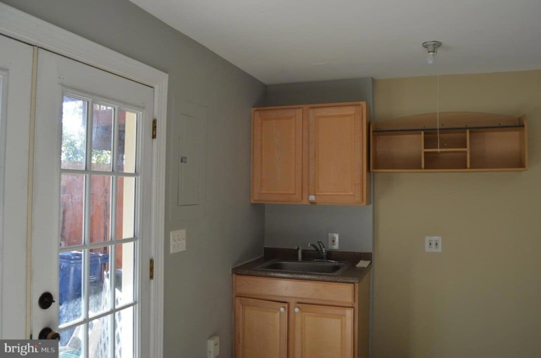 Building Photo - 3001 Colonial Springs Ct