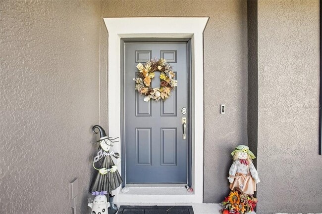 Building Photo - 2624 Kenchester Loop