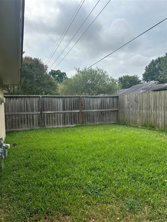 Building Photo - 22735 Indian Ridge Dr