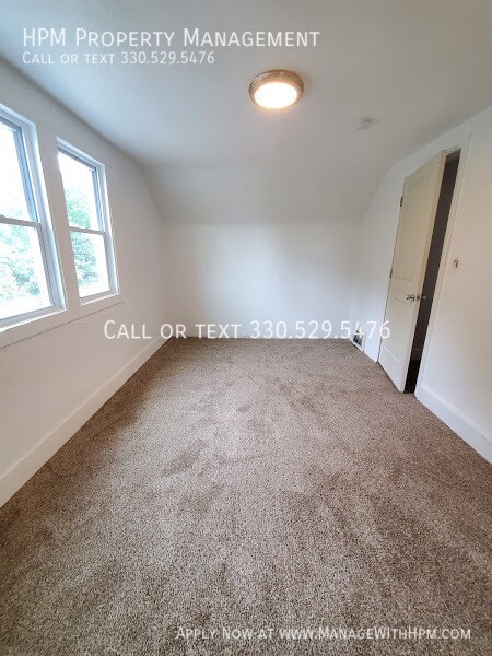 Building Photo - 394 Stanton Ave