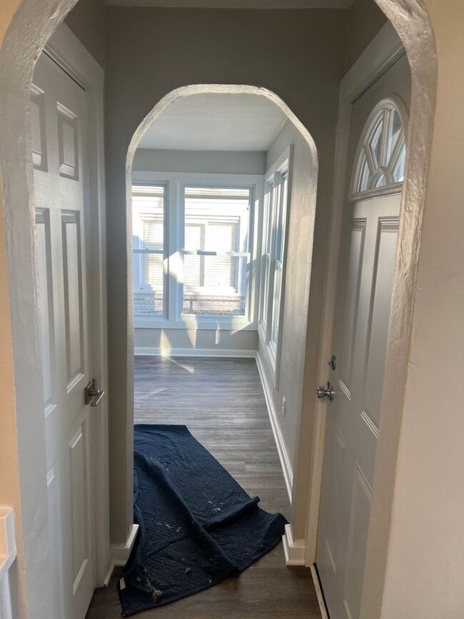 Building Photo - 2 Bedroom House for Rent in Lake Station