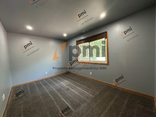 Building Photo - 6974 Fillmore Dr