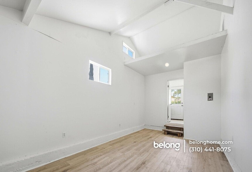 Building Photo - 8133 Gentry Ave