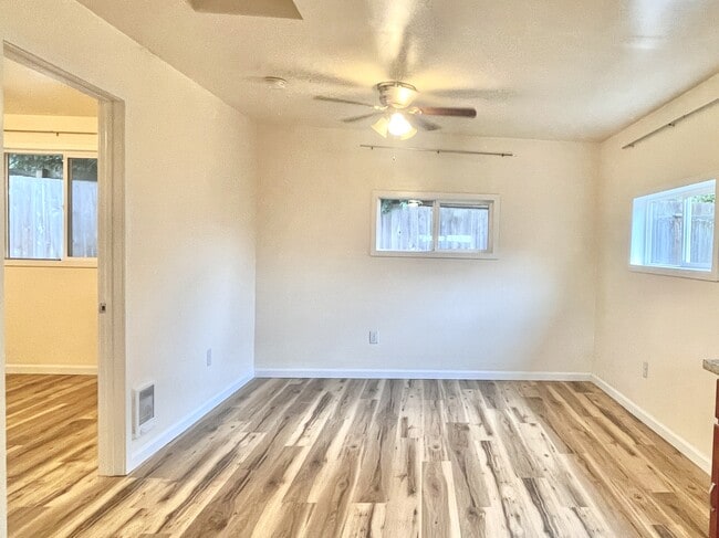 Building Photo - 26412 106th Ave SE