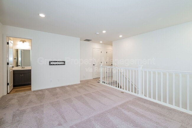 Building Photo - 1131 Anker Dr